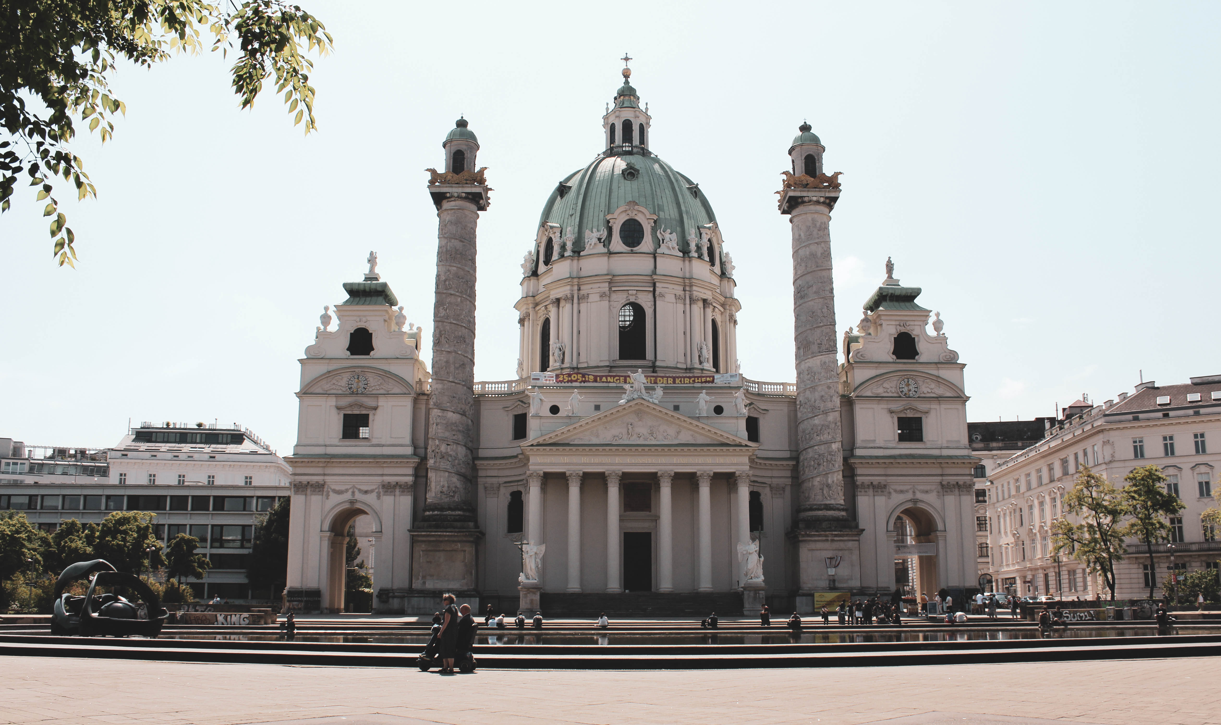 Image représentant l'église Saint-Charles-Borromée à Vienne (Autriche)